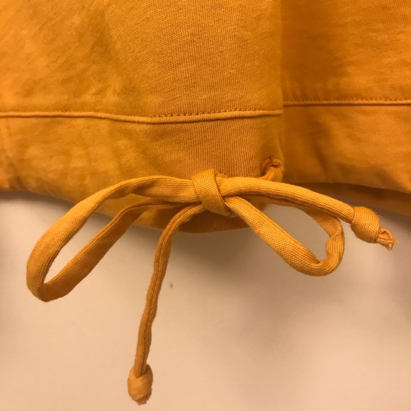 cropped long sleeve top from Aritzia - Picture 6 of 7